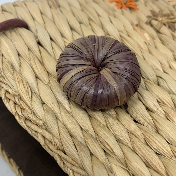 Rattan woven small top handle floral purse interior brown fabric - Picture 5 of 6